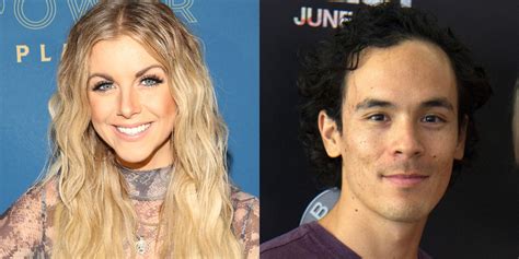 Lindsay Ell Is Dating Adam Roa